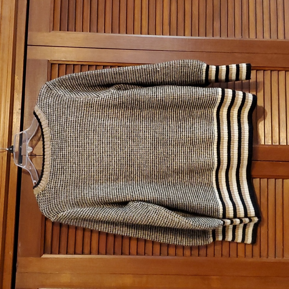 Design 365 sweater - Picture 2 of 7